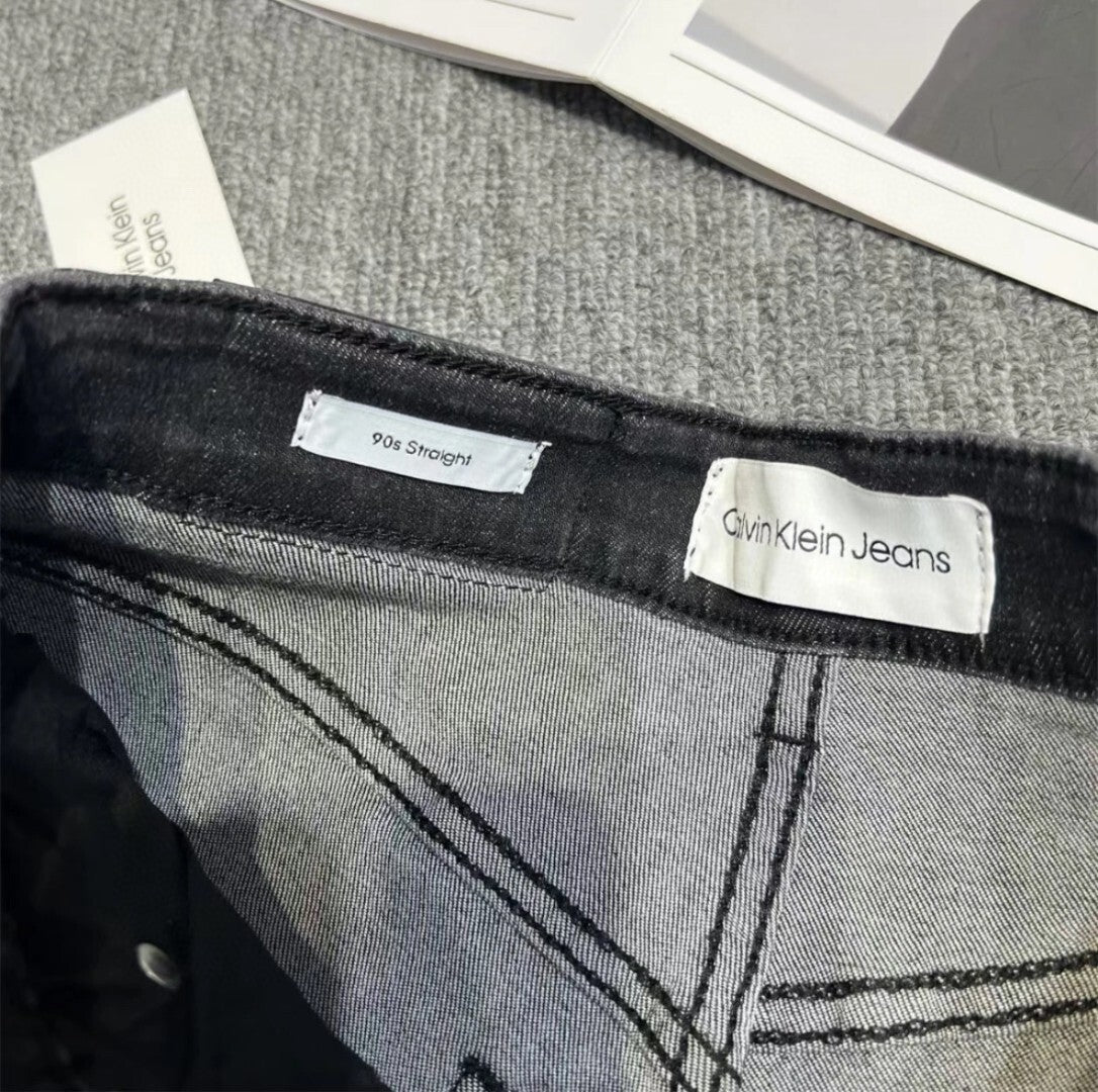 CALVIN KLEIN JEANS BLACK SHORTS